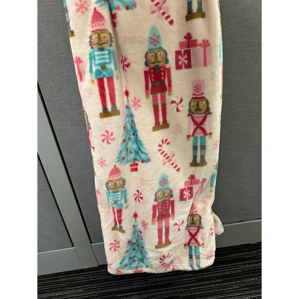 Christmas blanket with Nutcrakers